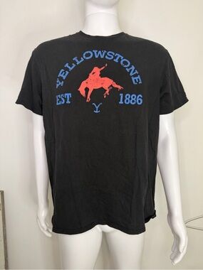 Yellowstone Graphic Tee - Black